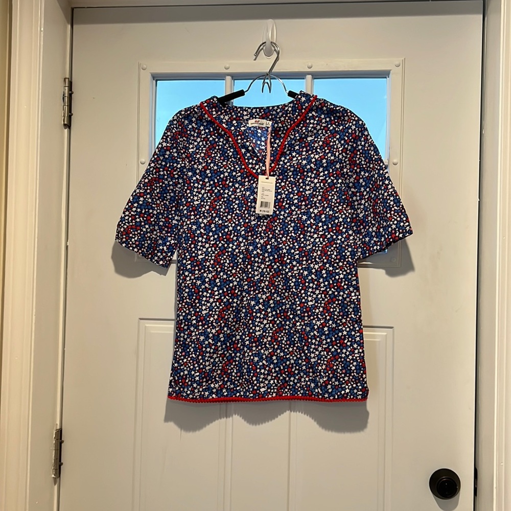 Vineyard Vines Star and Whale Tunic